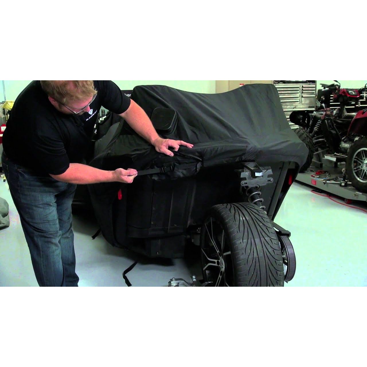 Polaris Slingshot Full Dust Cover - Black - 2883565