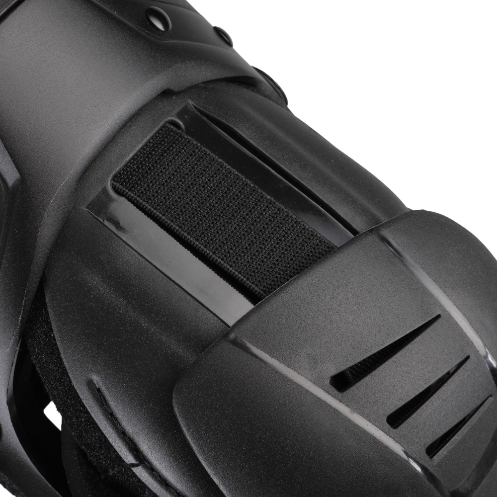 
                      
                        Axis Sport Knee Brace Pair Black/Black/Grey Lg
                      
                    