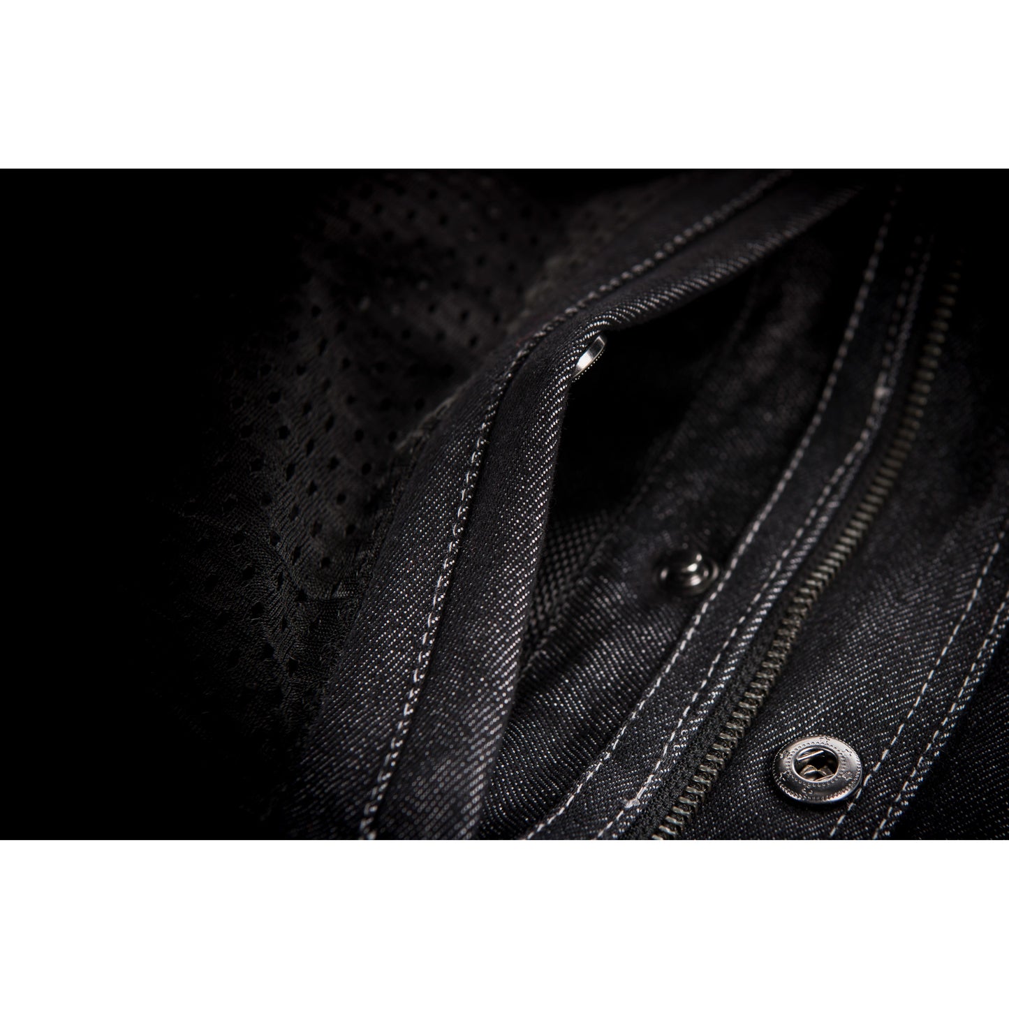 Iron Sights Club Vest Black Lg