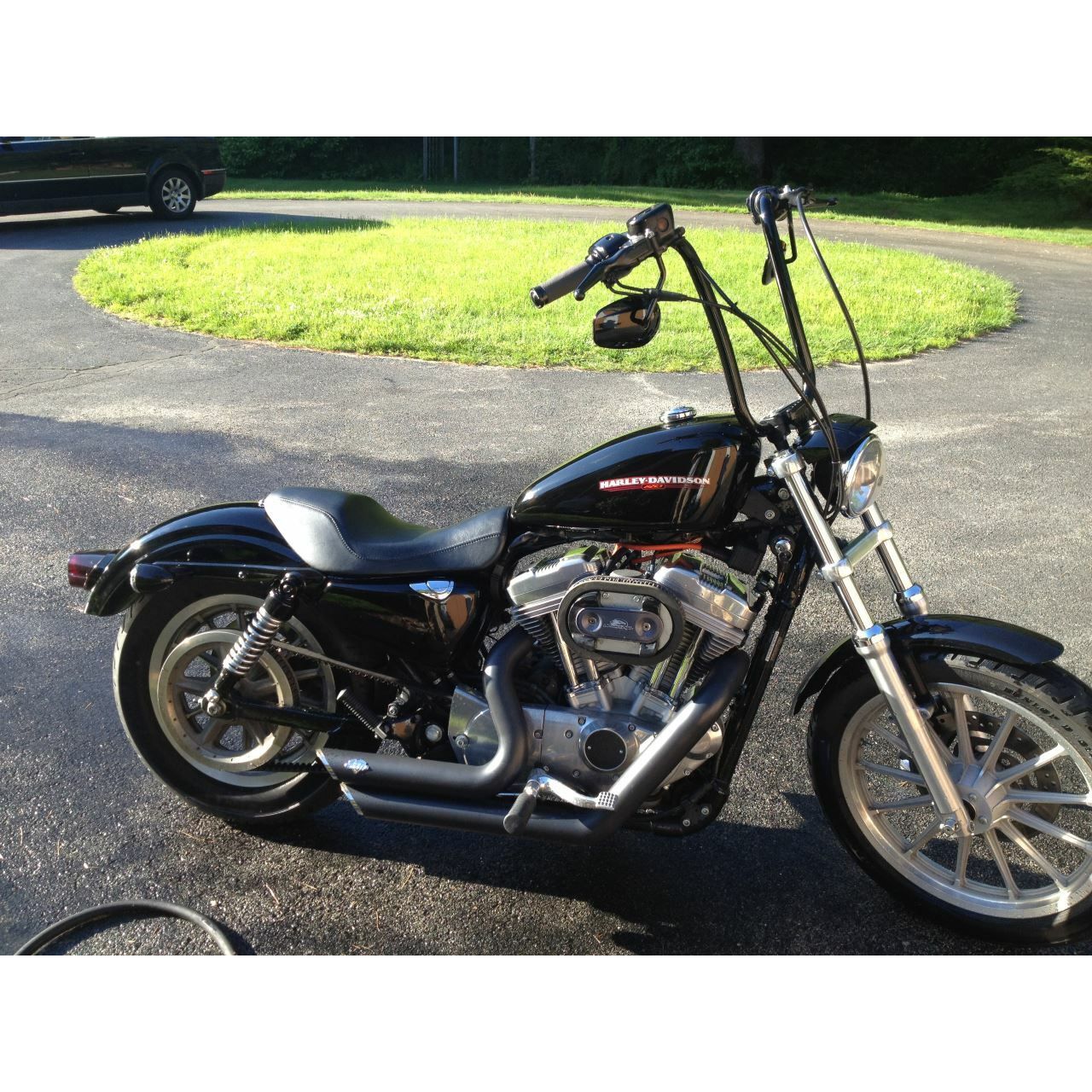 Narrow 16" Apehangers 1" Black