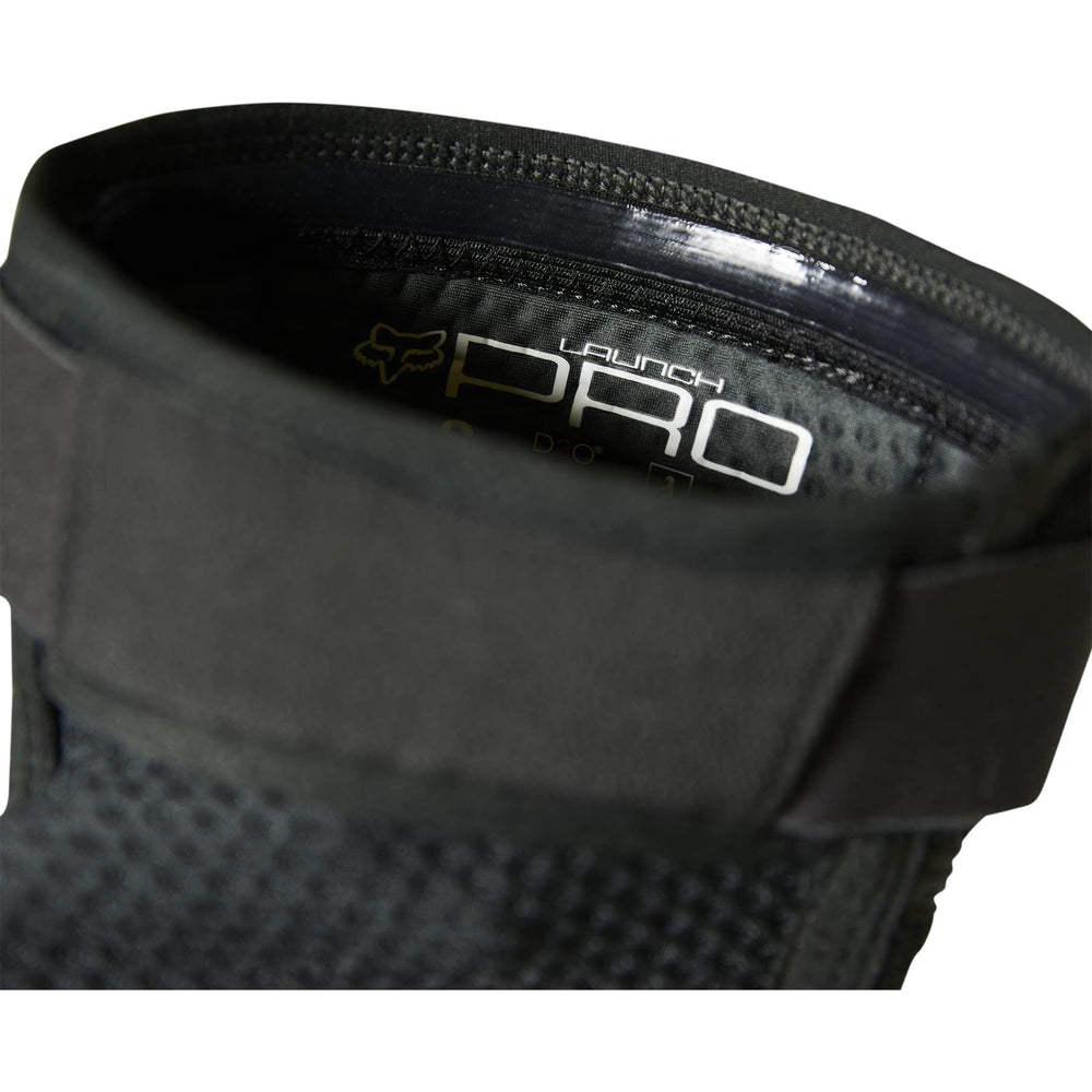 
                      
                        Fox Racing Launch Pro D3O Mountain Bike Knee Guard, Black, Large
                      
                    