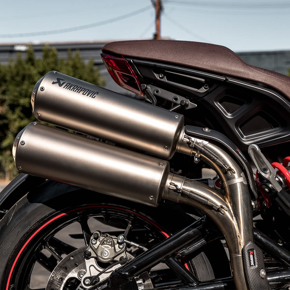 
                      
                        Indian Motorcycle High Mount Slip-On Exhaust Conversion Kit by Akrapovic - 2884298
                      
                    