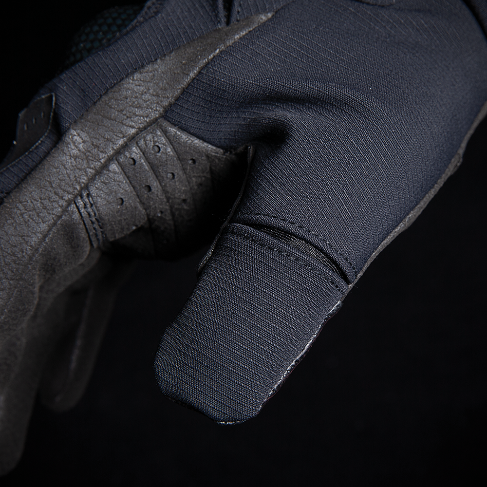 
                      
                        ICON Stormhawk* Gloves - Black - 2XL 3301-3969
                      
                    