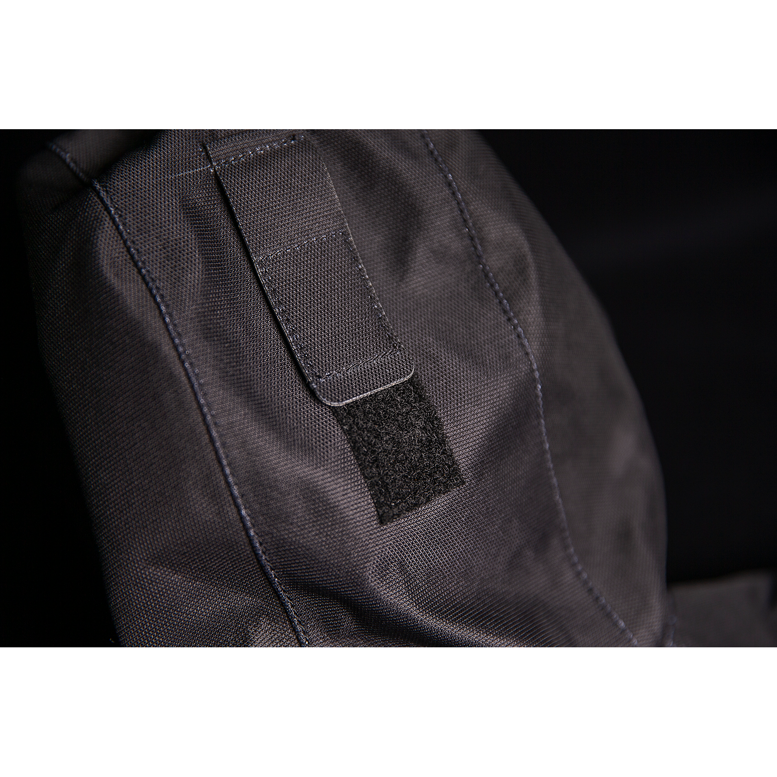 ICON Women's Airform™ Jacket - Black - Large 2822-1402