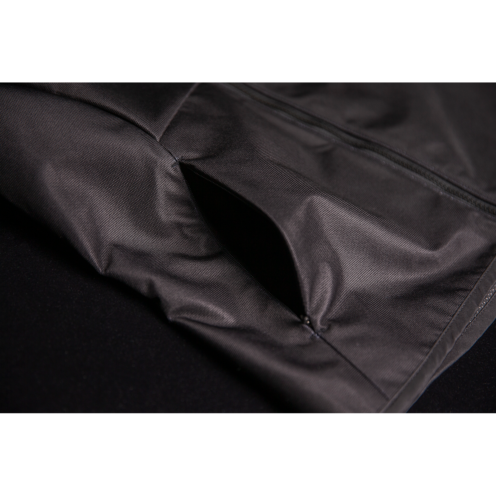 ICON Women's Airform* Jacket - Black - XL 2822-1403