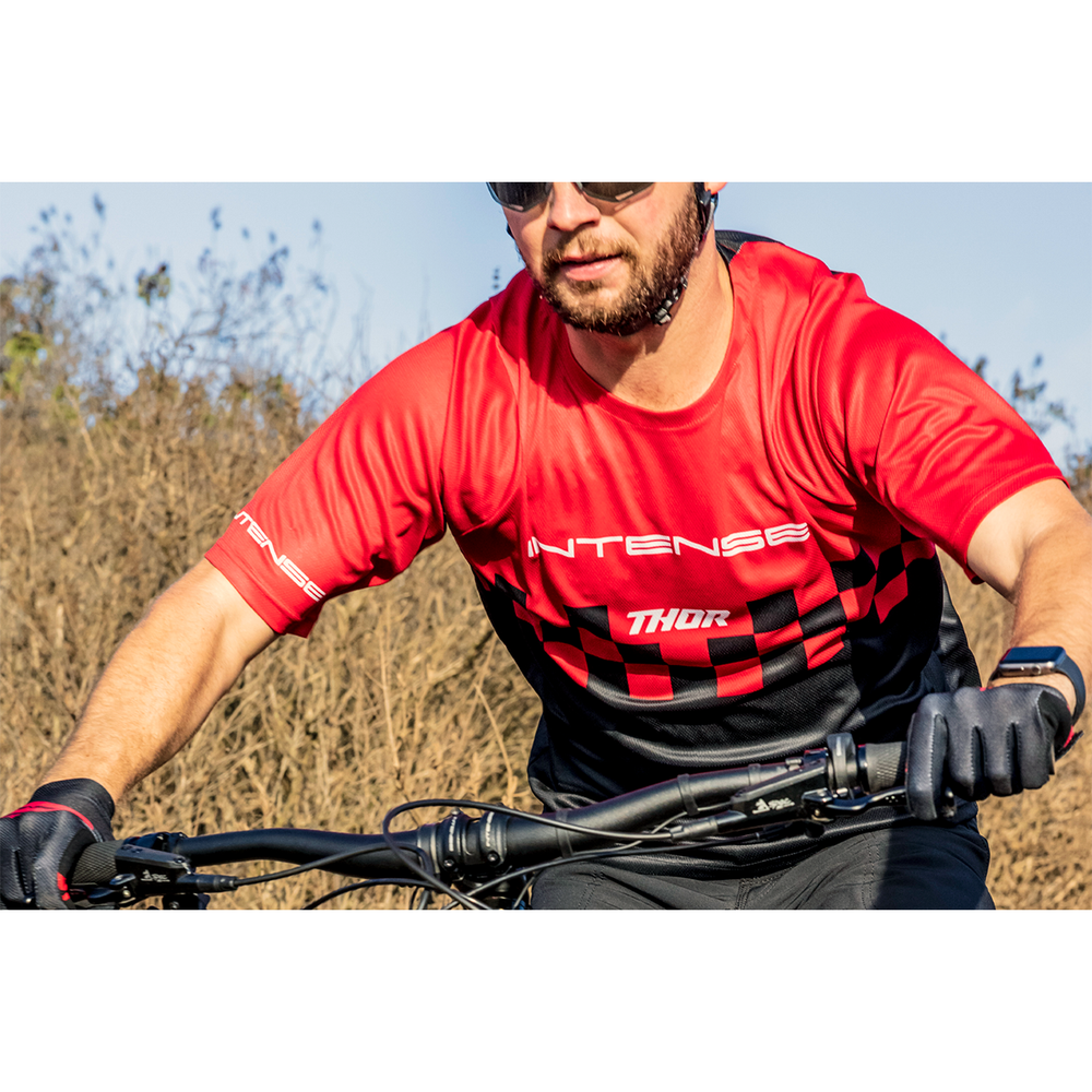 
                      
                        THOR Intense Assist Chex Short-Sleeve Jersey - Red/Black - 2XL 5120-0143
                      
                    