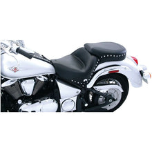 Mustang 06-21 Kawasaki Vulcan 900 Classic, Custom Standard Touring 1PC Seat w/Studs - Black