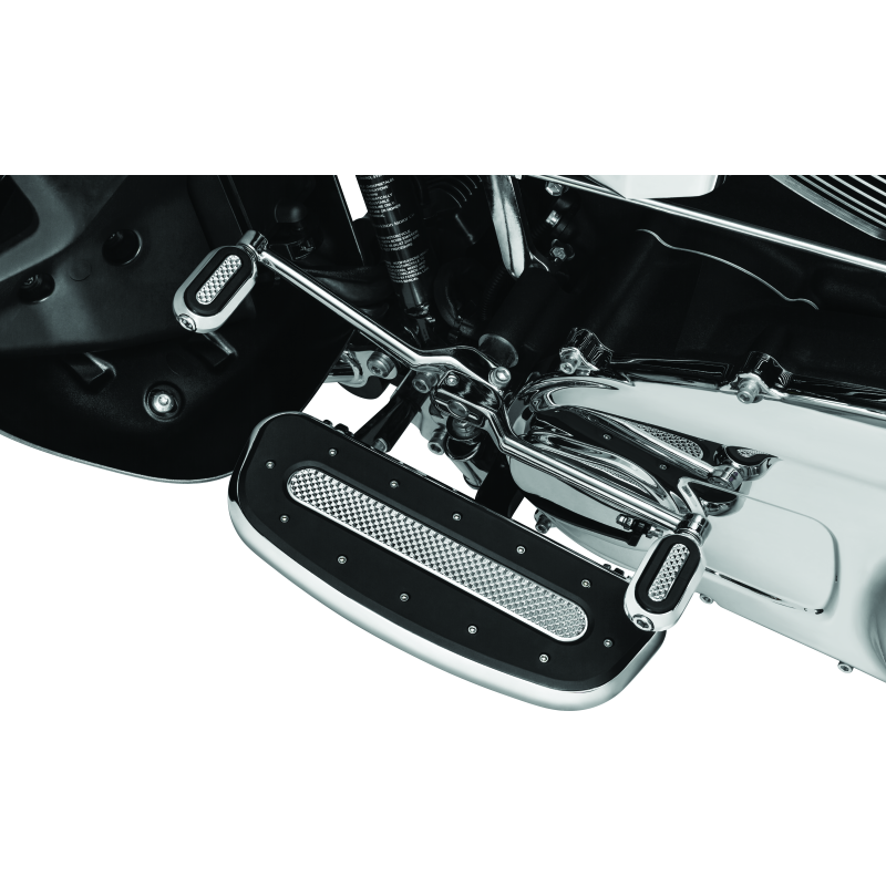 Kuryakyn Heavy Industry Driver Floorboards Chrome