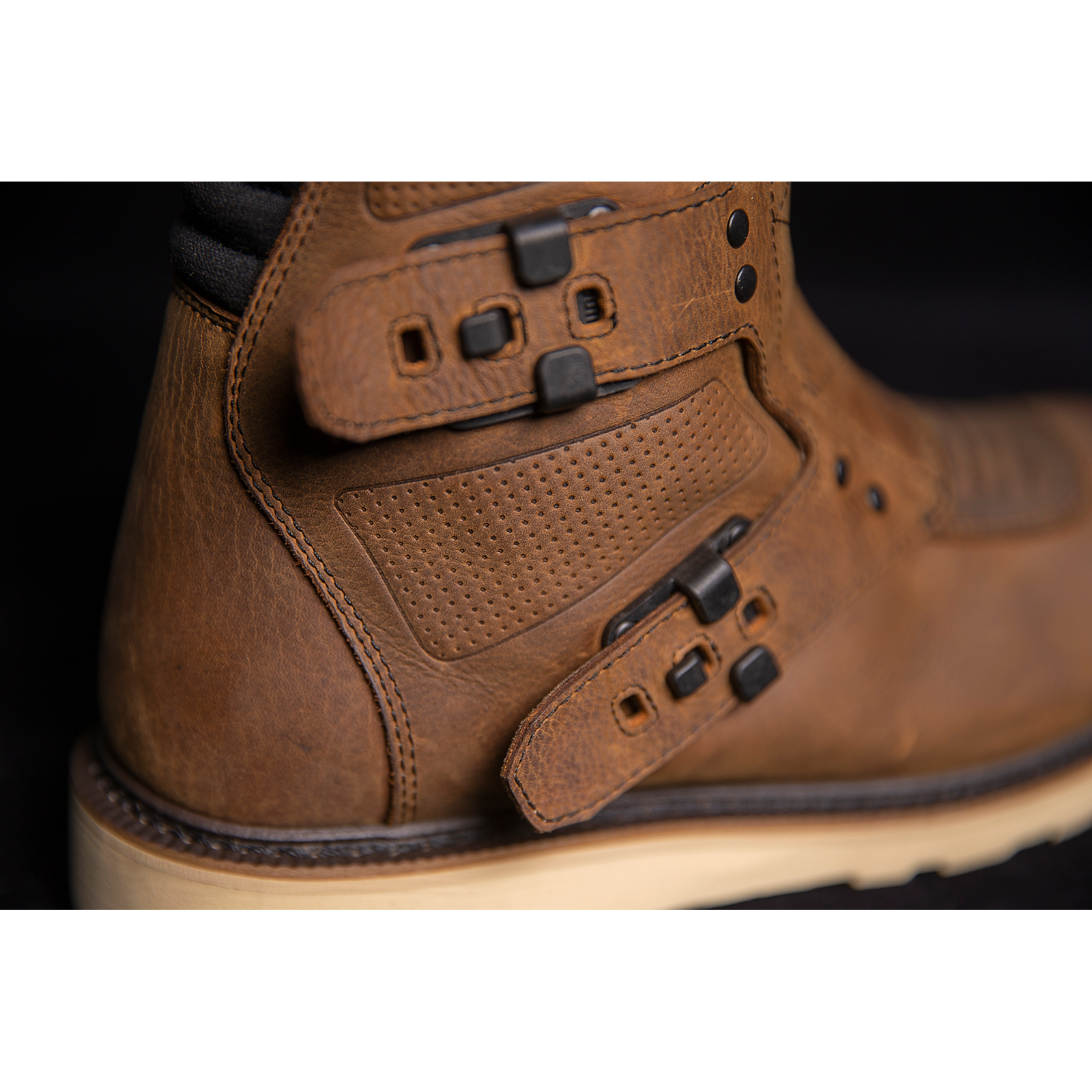 ICON Elsinore 2* CE Boots - Brown - Size 9 3403-1223
