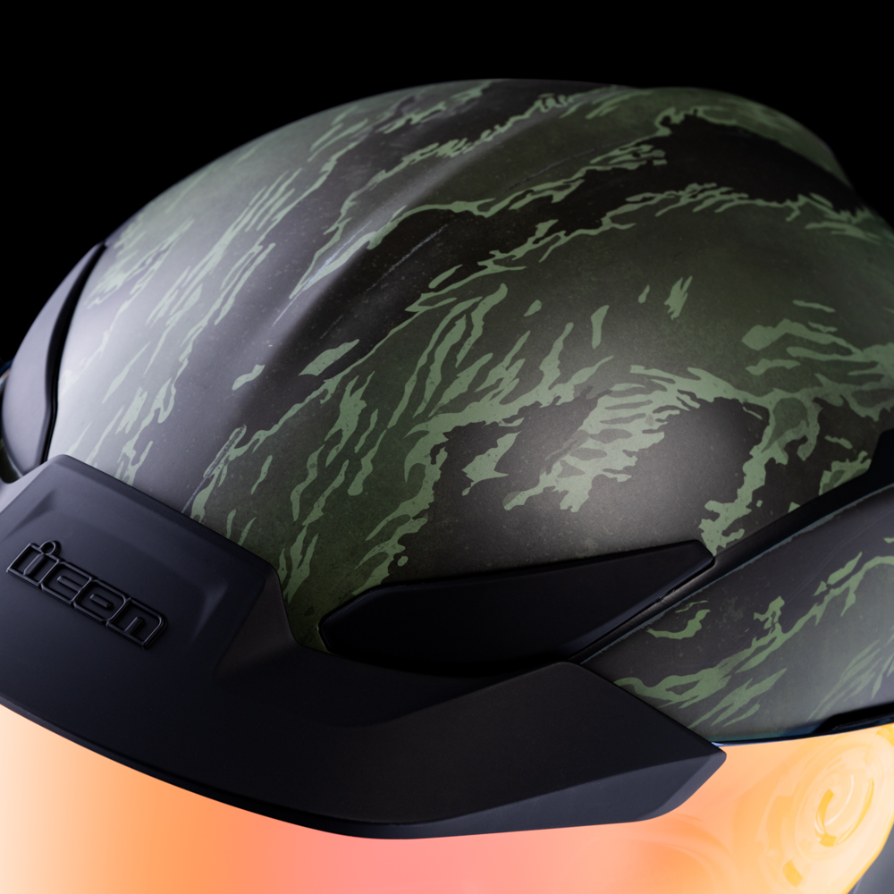 
                      
                        ICON Domain* Helmet - Tiger's Blood - Green - Large 0101-14926
                      
                    