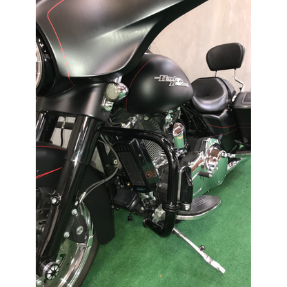 Side Mount Oil Cooler Tc Touring `09 16  Gloss Blk