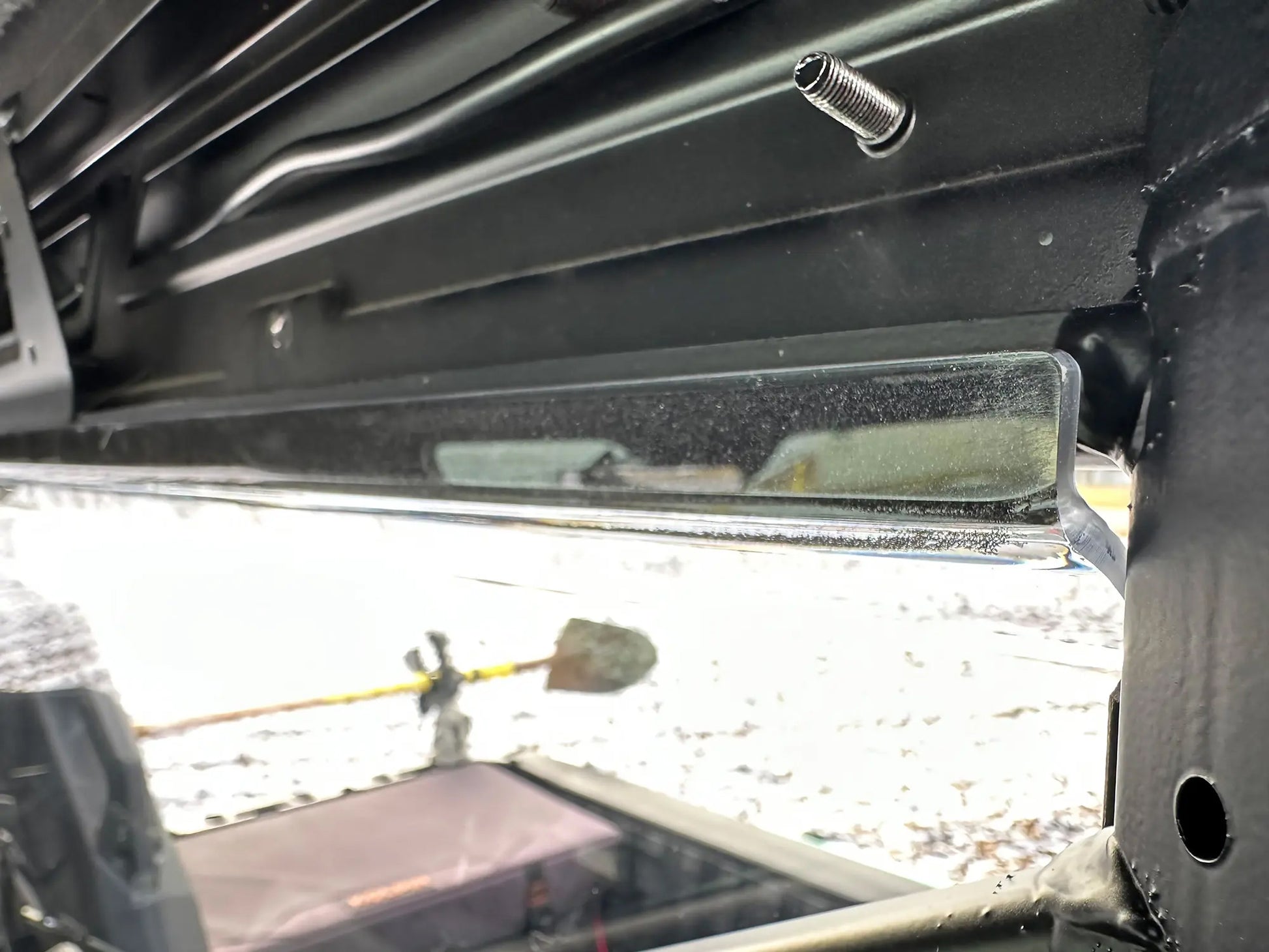 Rear Windshield Panel Pol