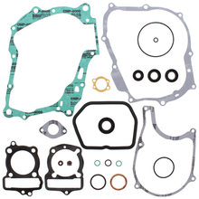 Complete Gasket Set With Oil Seals
