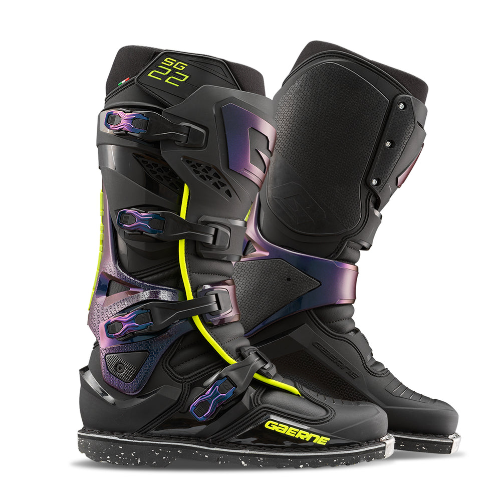 Sg22 Boots Chameleon Sz 8
