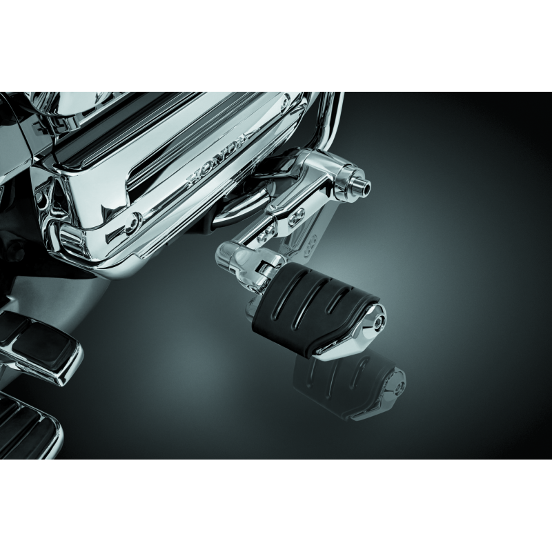 Kuryakyn Ergo III Adjustable Mount With Trident Dually ISO Pegs Chrome