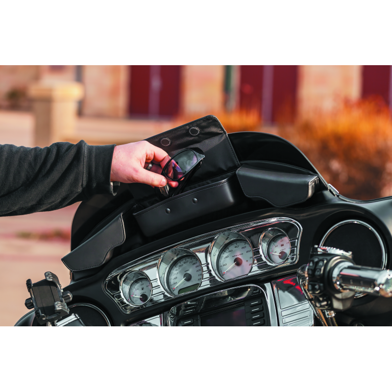 Kuryakyn Batwing Fairing Pouch Bag