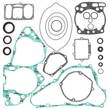 Complete Gasket Set With Oil Seals