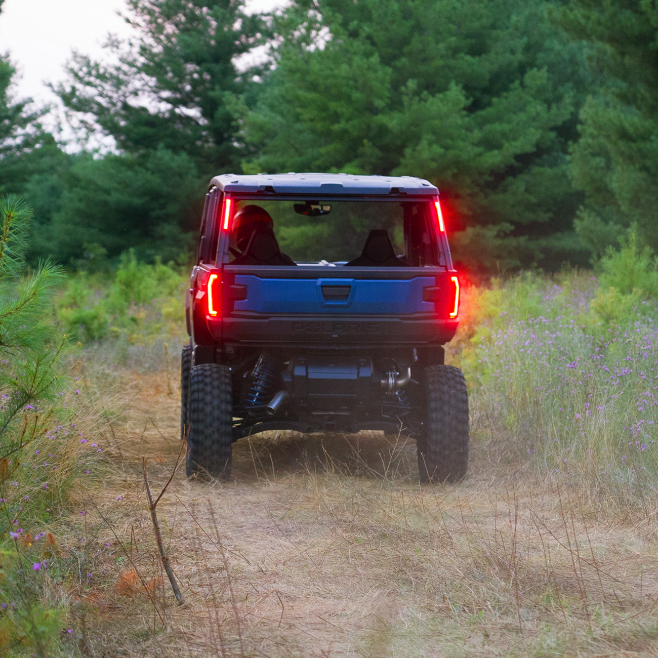 RAVEK Running Light Kit - Red - Xpedition 64-903