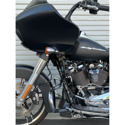 Oil Cooler M8 Touring `17 23 (Chopped Guard)