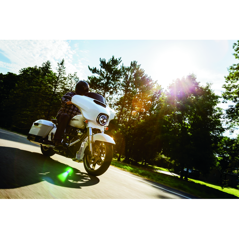 Kuryakyn Oil Cooler Cover Milwaukee-8 Chrome