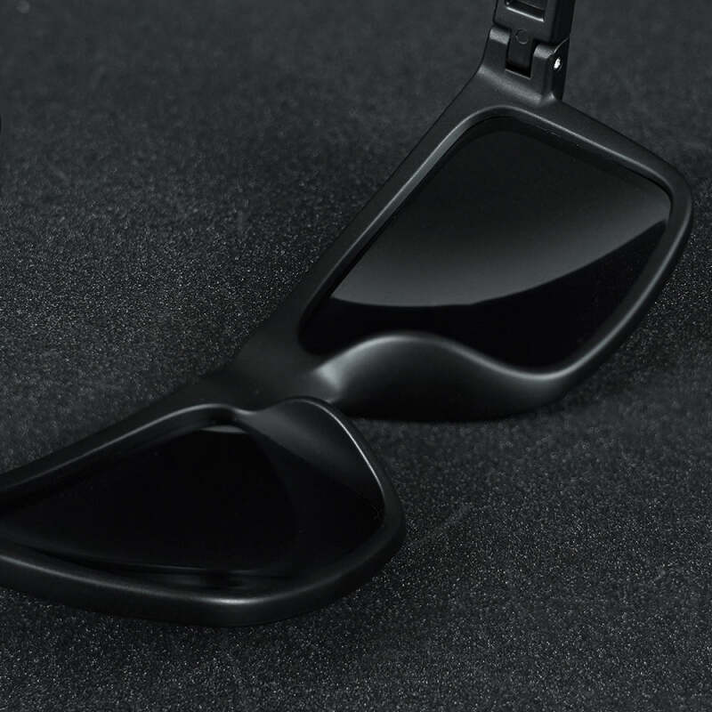 Havoc Racing Atlas XL Polarized Sunglasses Black Flag