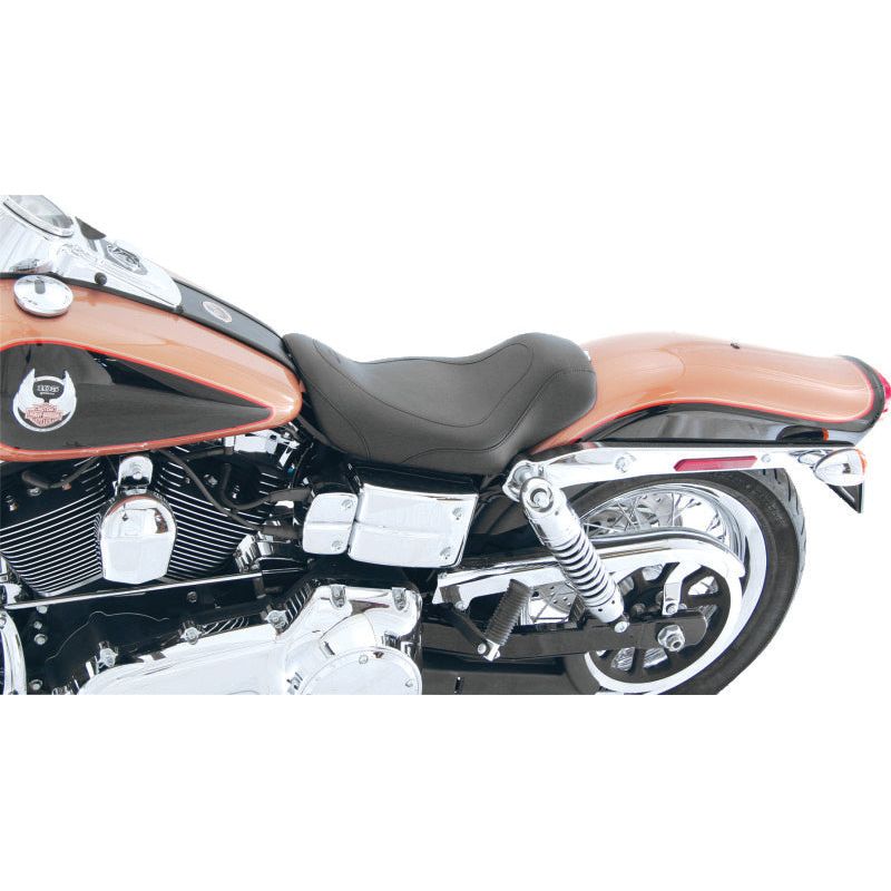 Mustang 06-17 Harley Dyna Tripper Solo Seat - Black