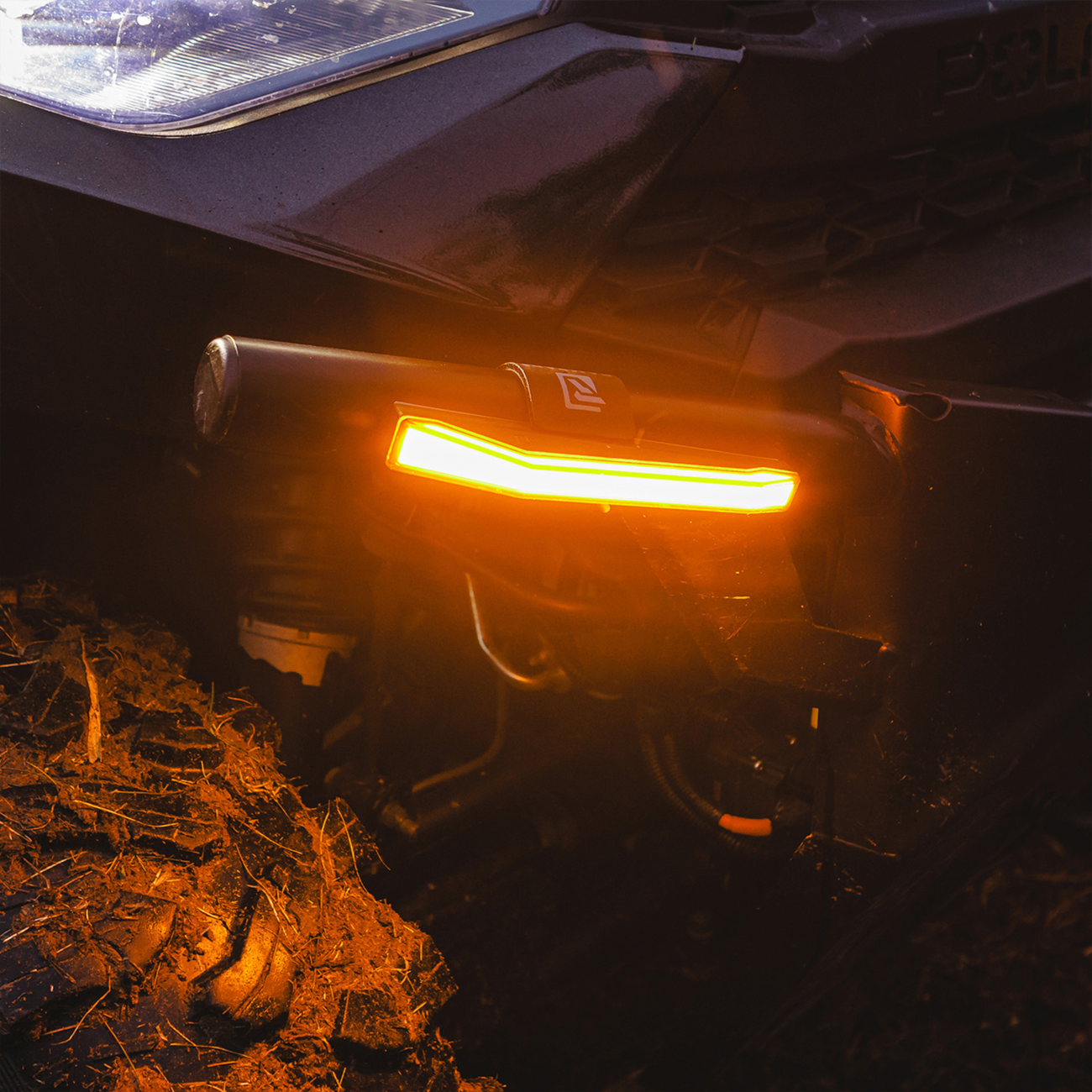 RAVEK Apex Lights™ - Running - Amber - Teryx 67-301A