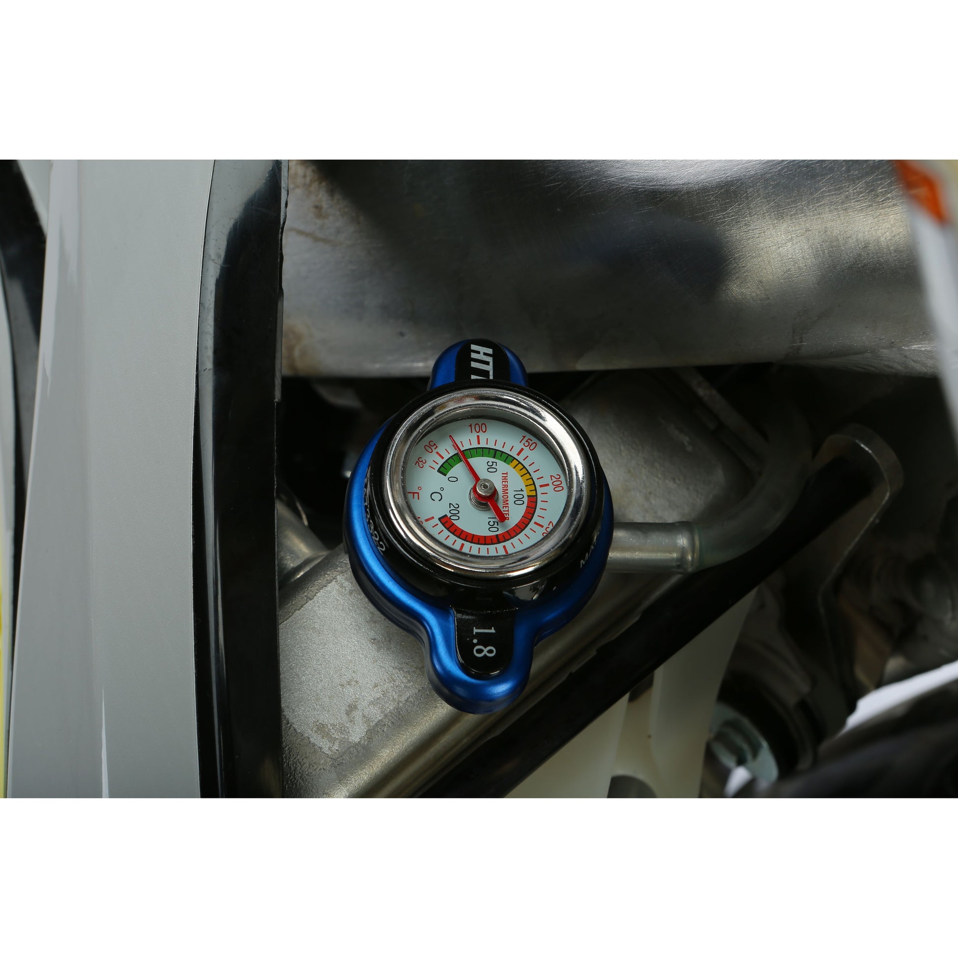 Radiator Cap W/ Temperature Gauge   Japanese Models