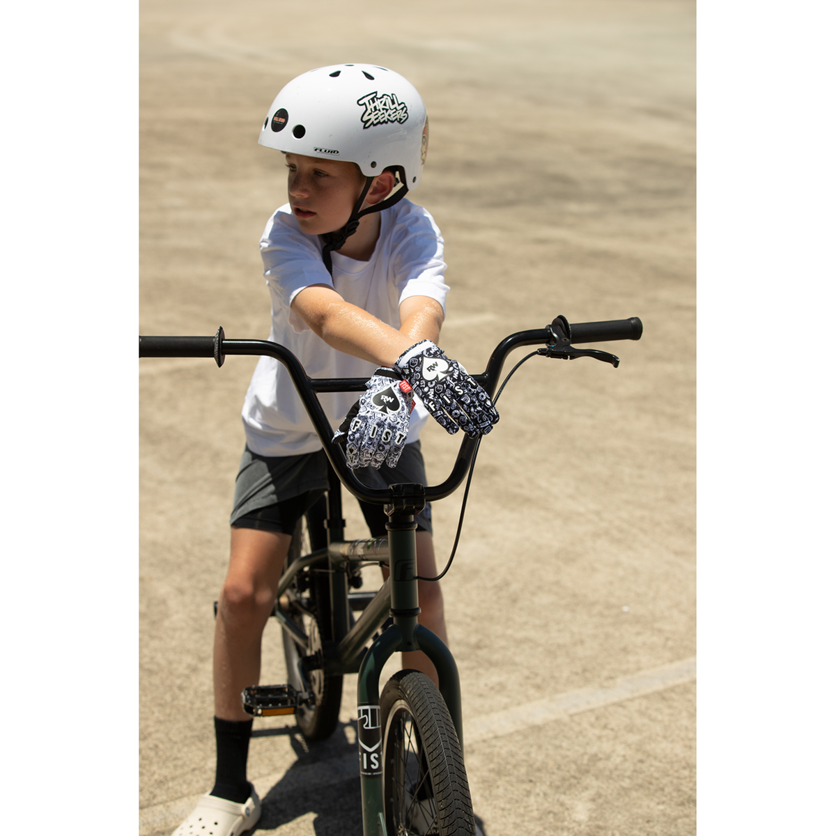 FIST HANDWEAR Youth Strapped R-Willy Ace Gloves - Large F-GSY-01752-L