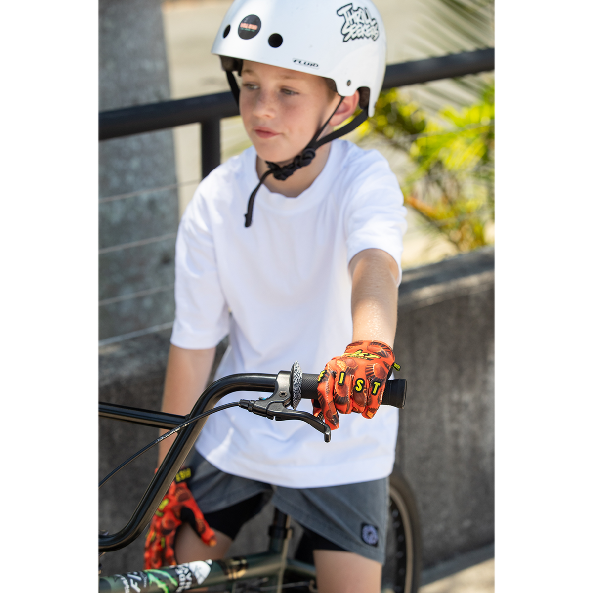 FIST HANDWEAR Youth Strapped 100% Nuts Gloves - Small F-GSY-01762-S