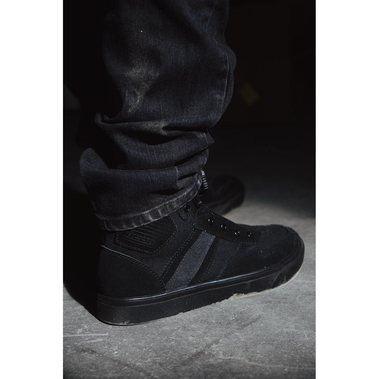 ICON Dog Days Boots - Stealth - US 11.5 3403-1491