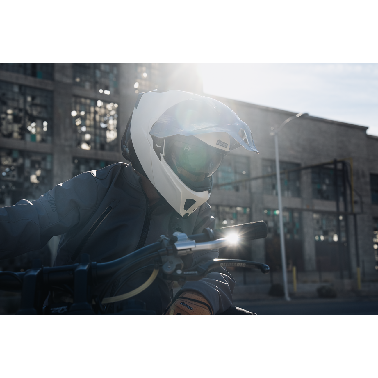 ICON Threshold™ Modular Helmet - Solid - Gloss White - XL 0100-2822