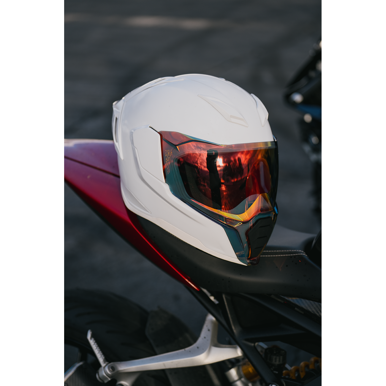 ICON Ultraflite™ Helmet - Solid - MIPS® - Gloss White - XS 0101-19279