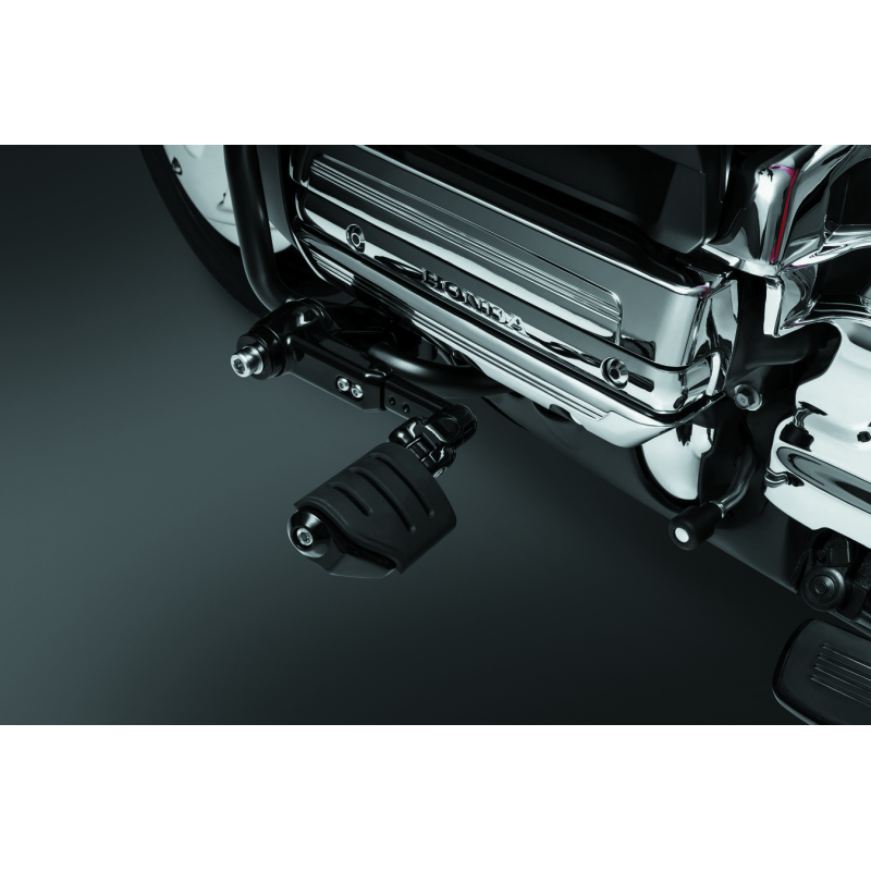 Kuryakyn Ergo III Adjustable Mount With Trident Dually ISO Pegs Gloss Black