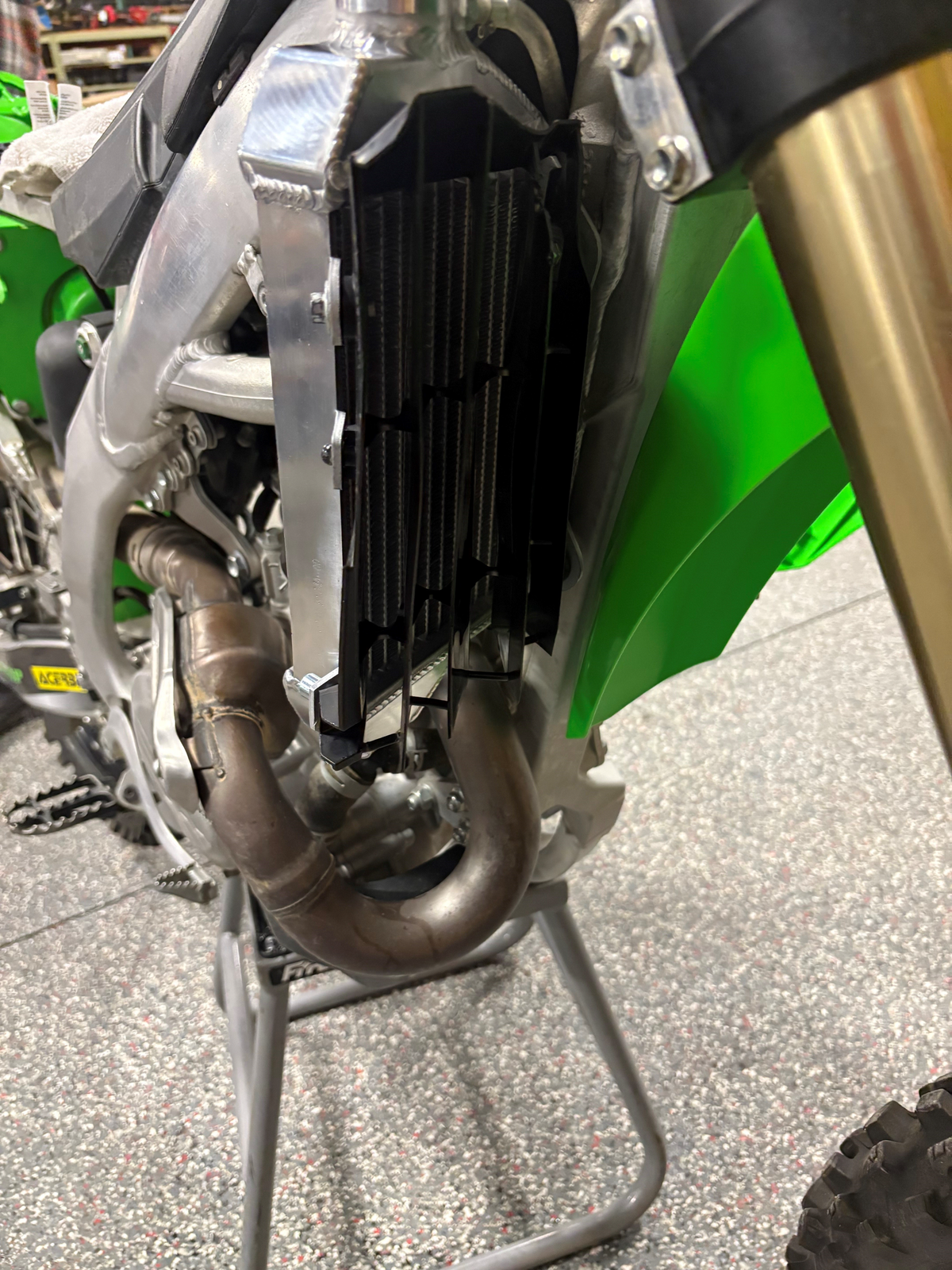 Radiator  Right Kaw