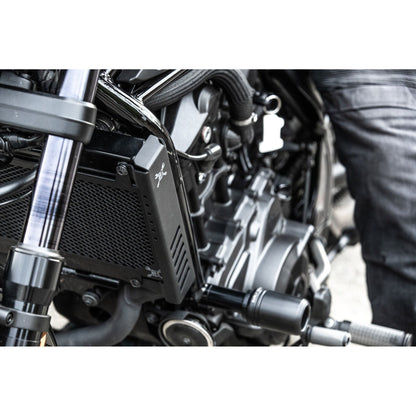 Slash Cut Radiator Cvr Black