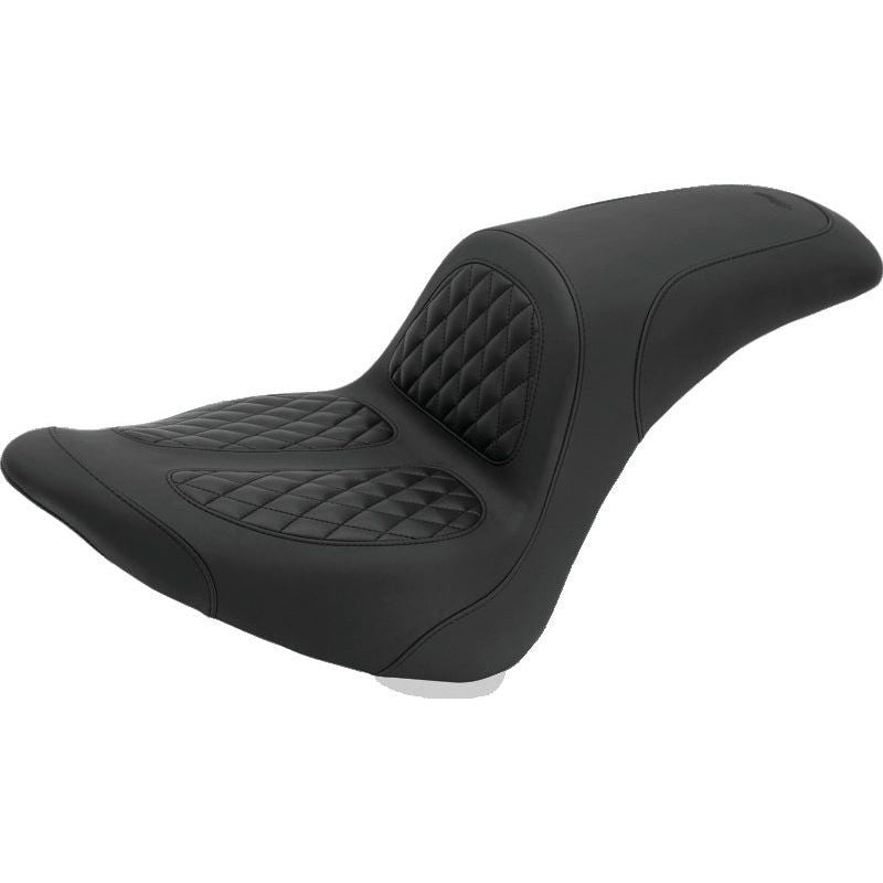 Mustang 06-17 Harley Softail Wide Tire (200mm) Fastback 1PC Seat w/Diamond Stitch - Black