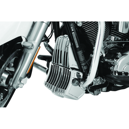Kuryakyn Oil Cooler Cover Milwaukee-8 Chrome