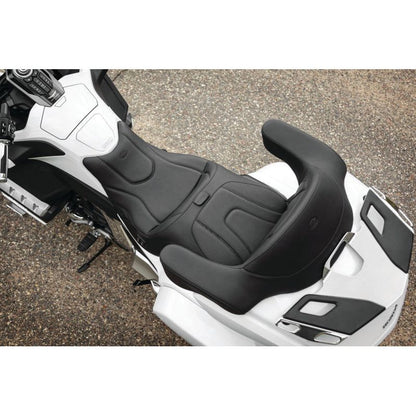 Mustang 18-19 Honda Gold Wing GL1800 Standard Touring 1PC Seat w/ Driver Backrest - Black
