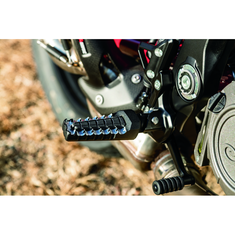 Kuryakyn Splined Adaptor Black