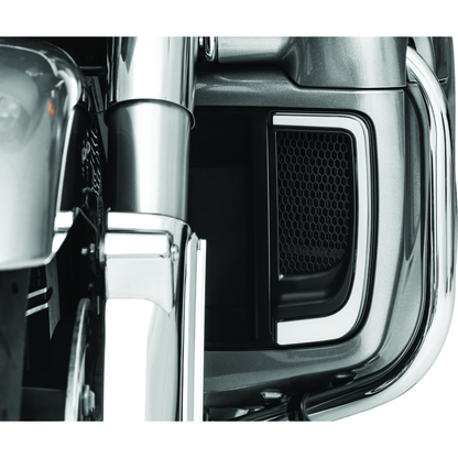 Kuryakyn Tracer Lower Fairing Grill Black