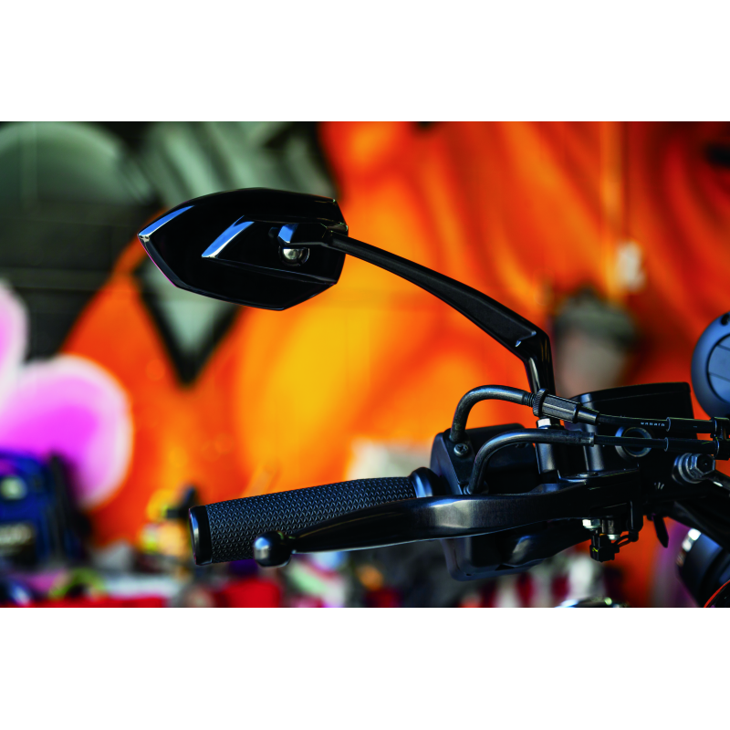 Kuryakyn Thresher Grip Metric Black