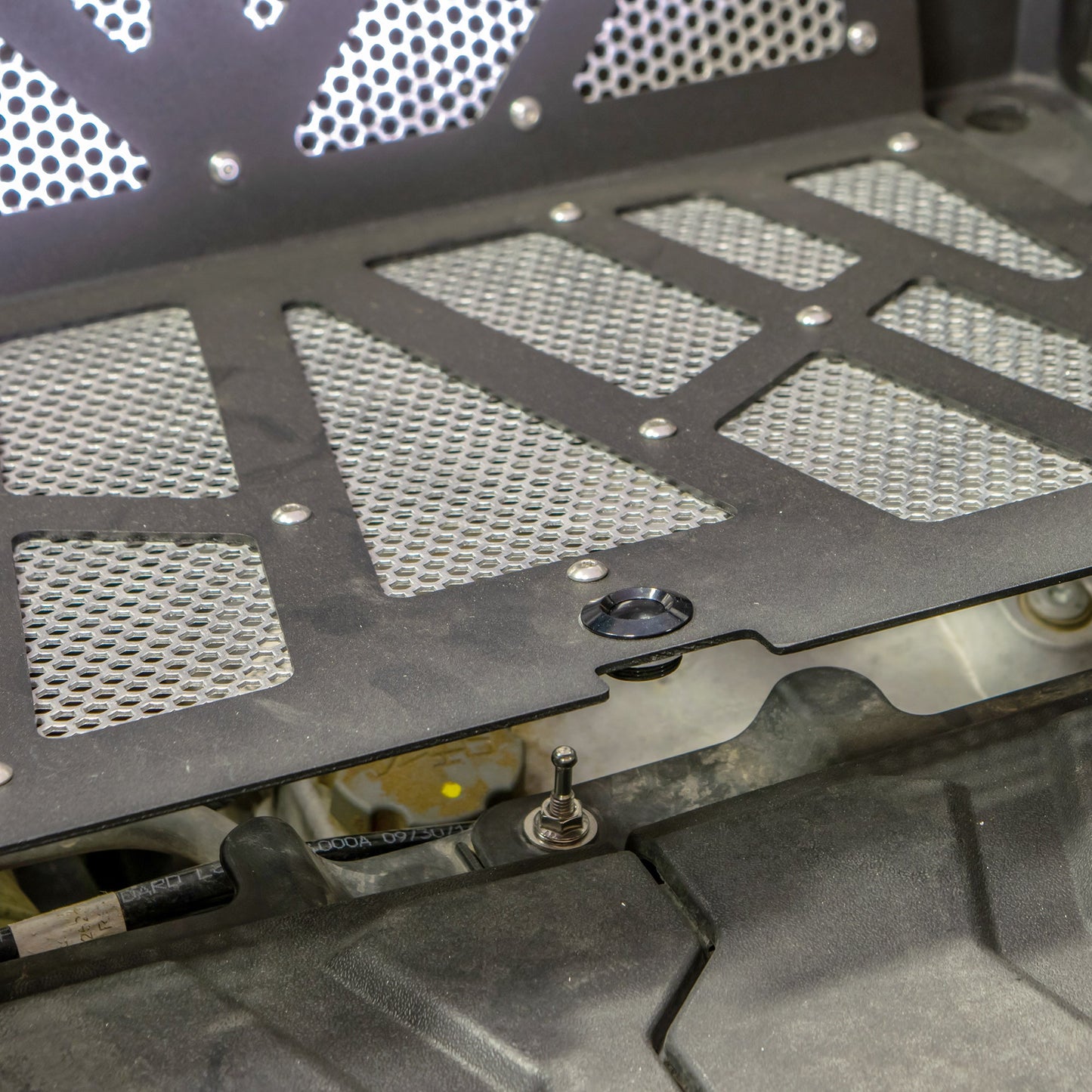 DRT RZR XP 1000 2014-21, and 2016-21 Turbo Vented Engine Cover