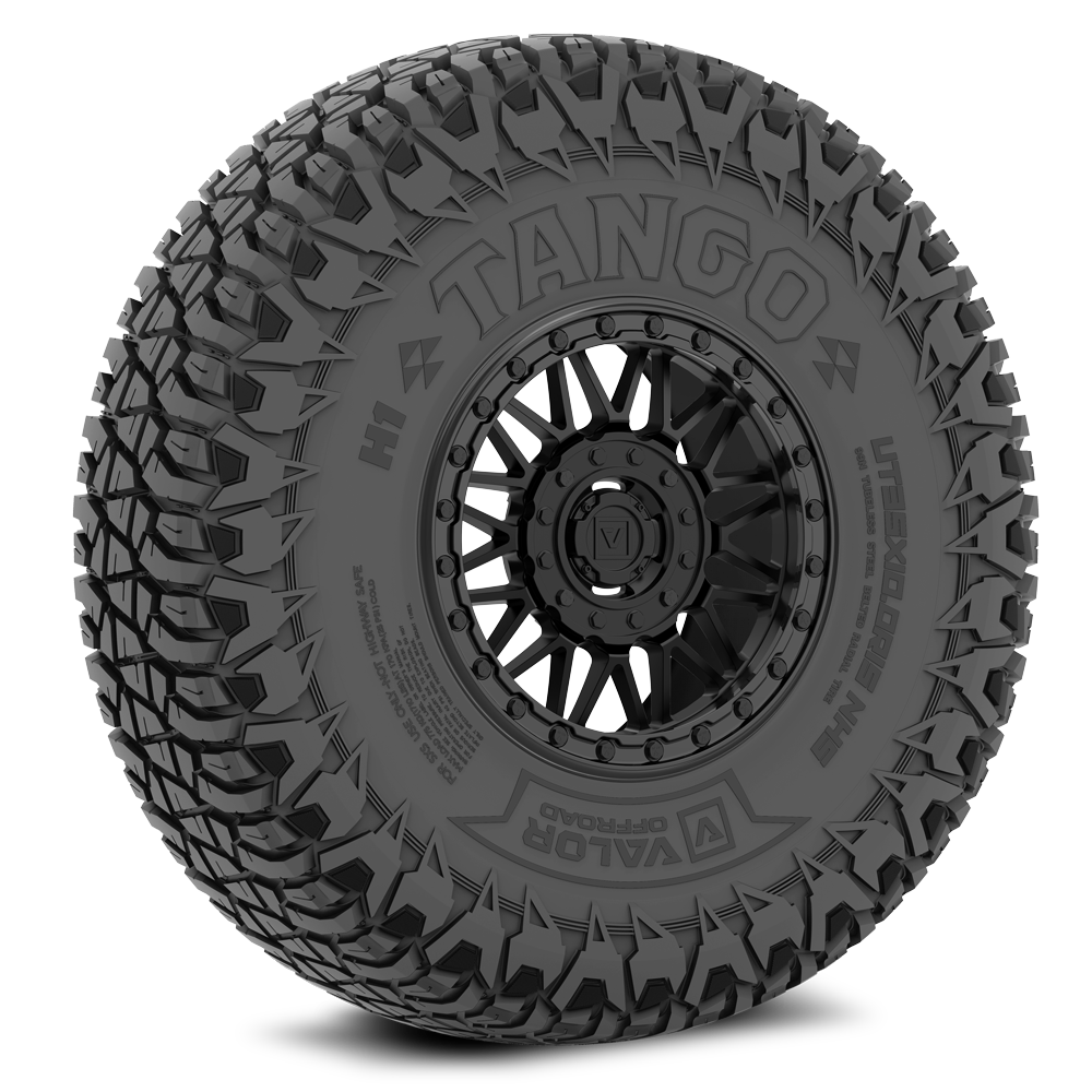 Tango on 15x7 V08 SB UTV Wheel and Tire Kit - Valor Offroad