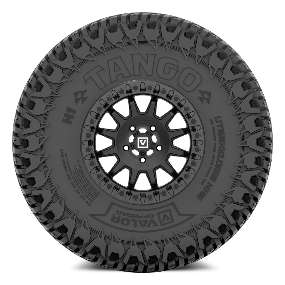 Tango on 15x7 V09 SB UTV Wheel and Tire Kit