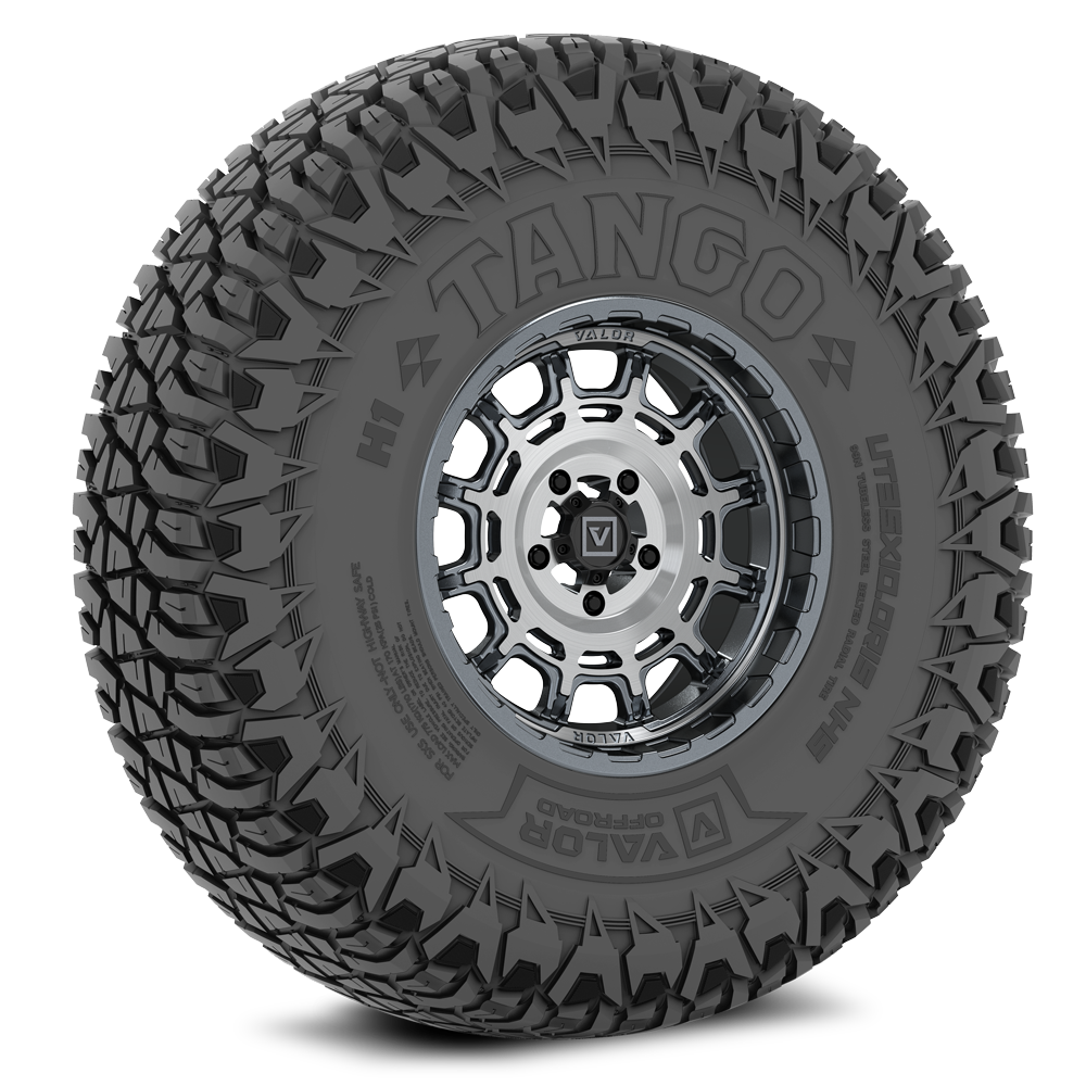 Tango on 15x8 V17 BG UTV Wheel and Tire Kit