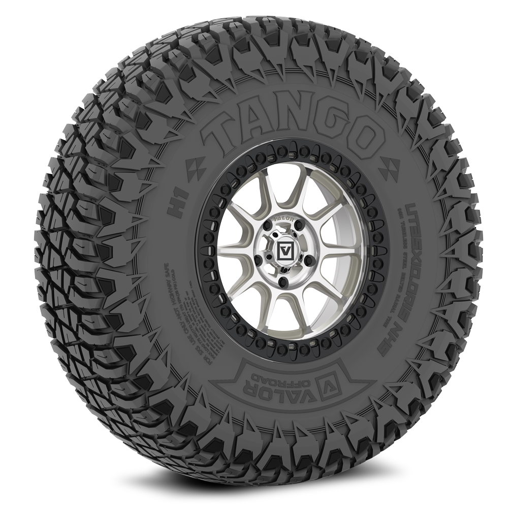 Tango on 15x7 V18 RM UTV Wheel and Tire Kit
