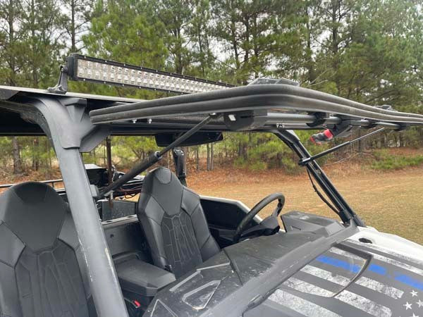 Flip Up Windshield Kit Pol General
