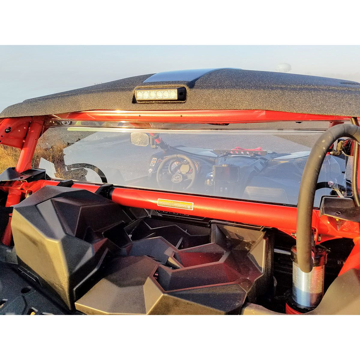 Rear Windshield W/Vent Can