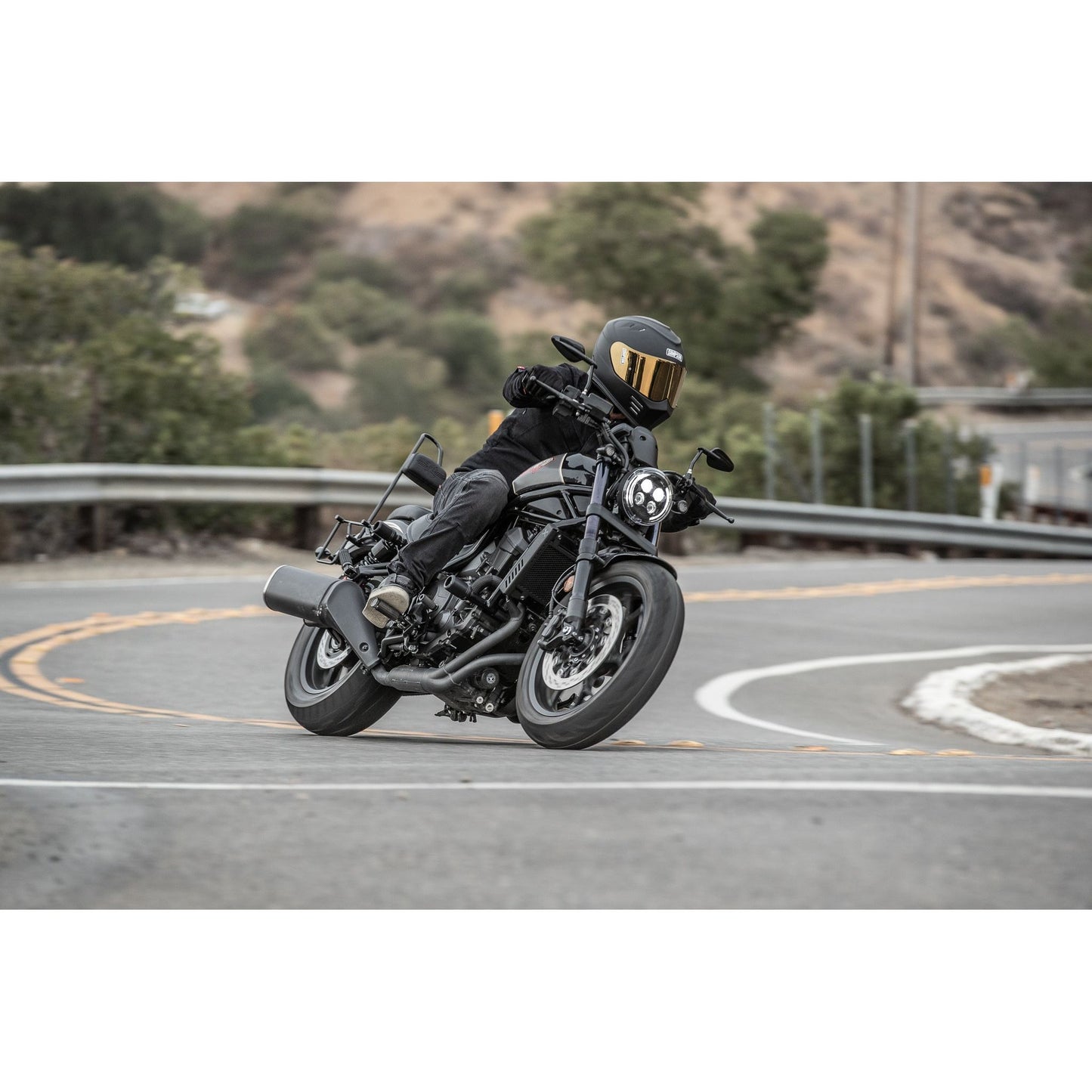 Slash Cut Radiator Cvr Black